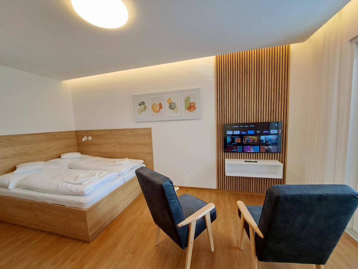 Apartment 6bits *